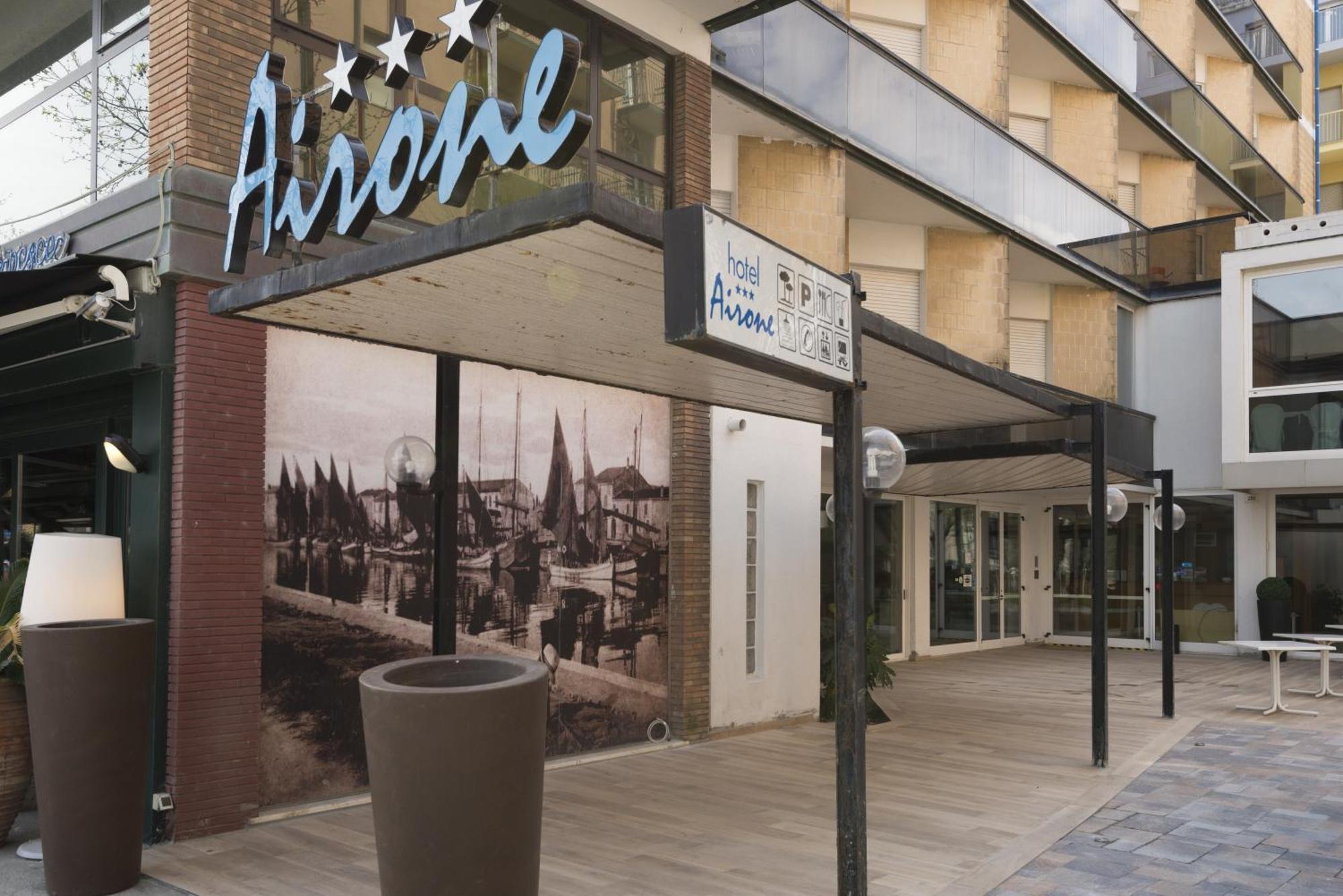 Hotel Airone Ρίμινι Εξωτερικό φωτογραφία